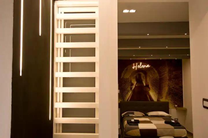 Suite Napoli Sotterranea Con Jacuzzi מראה חיצוני תמונה